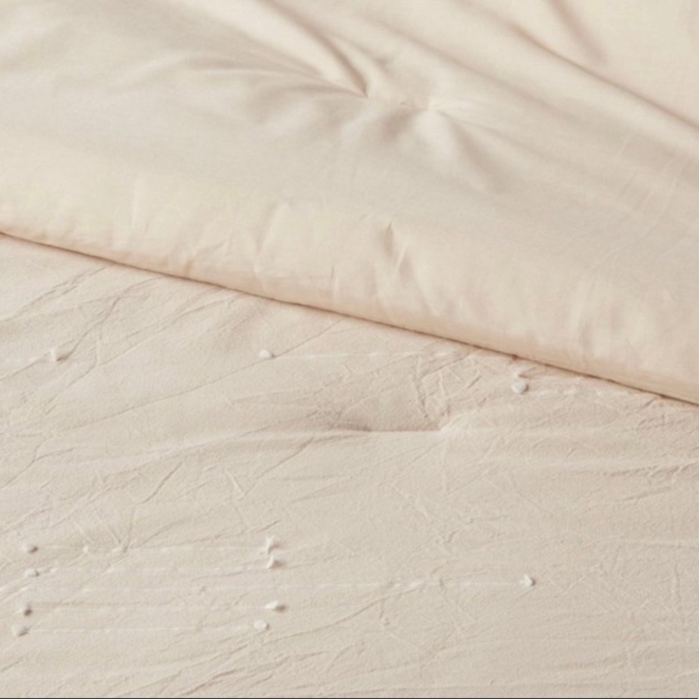 Full / Queen Clipped Linework Comforter & Sham Set Khaki— Threshold - Picture 2 of 4